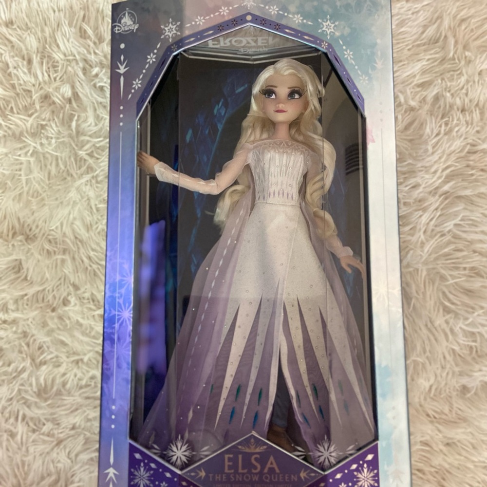 Disney Elsa The Snow Queen Doll - 17” LE